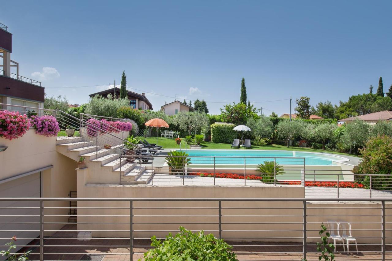 Villa Aurora-Holiday Home Apt 1 Bardolino Buitenkant foto