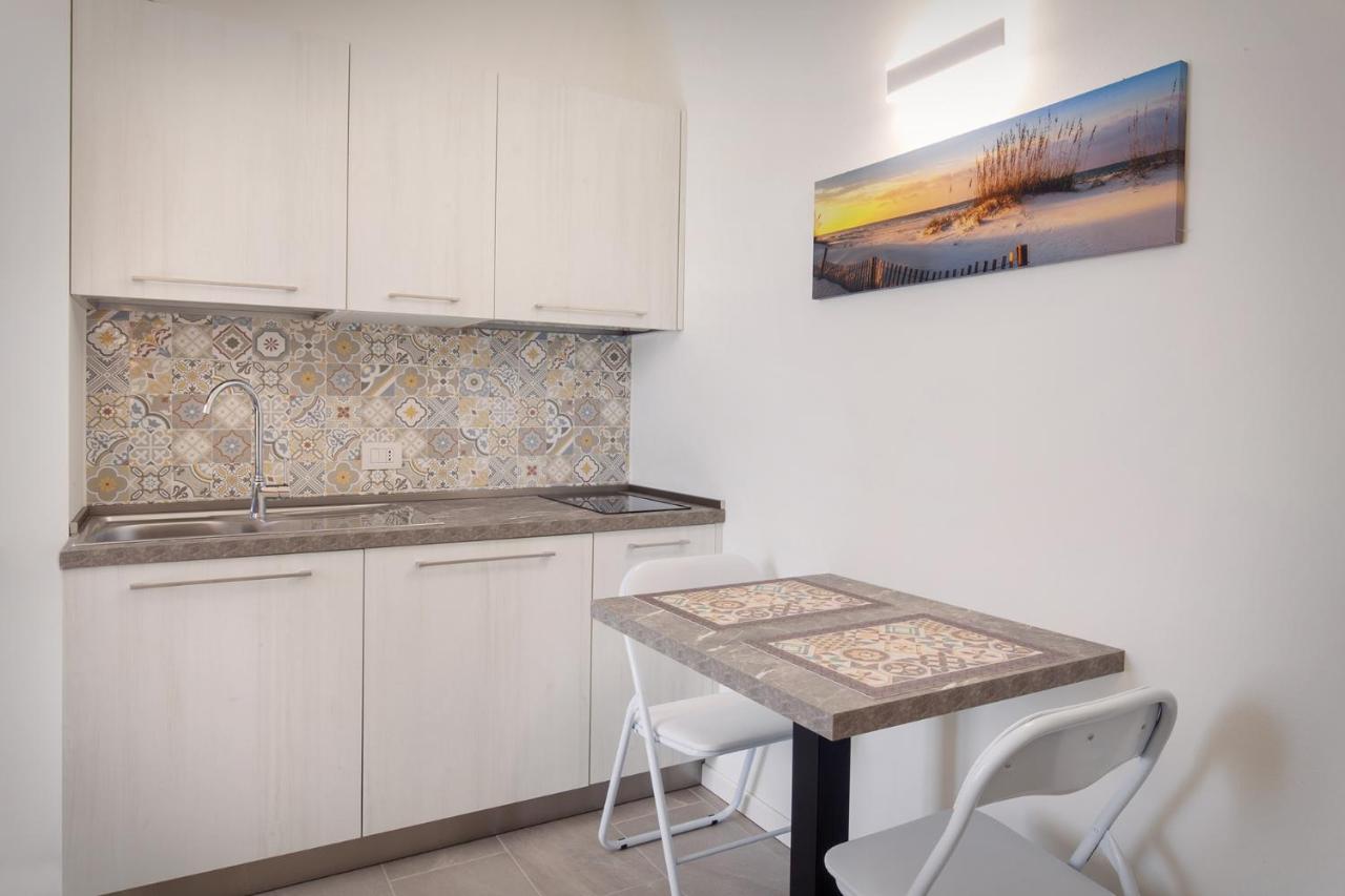 Villa Aurora-Holiday Home Apt 1 Bardolino Buitenkant foto